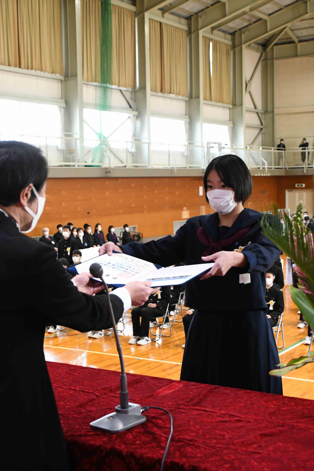 20220310玉幡中学校卒業式