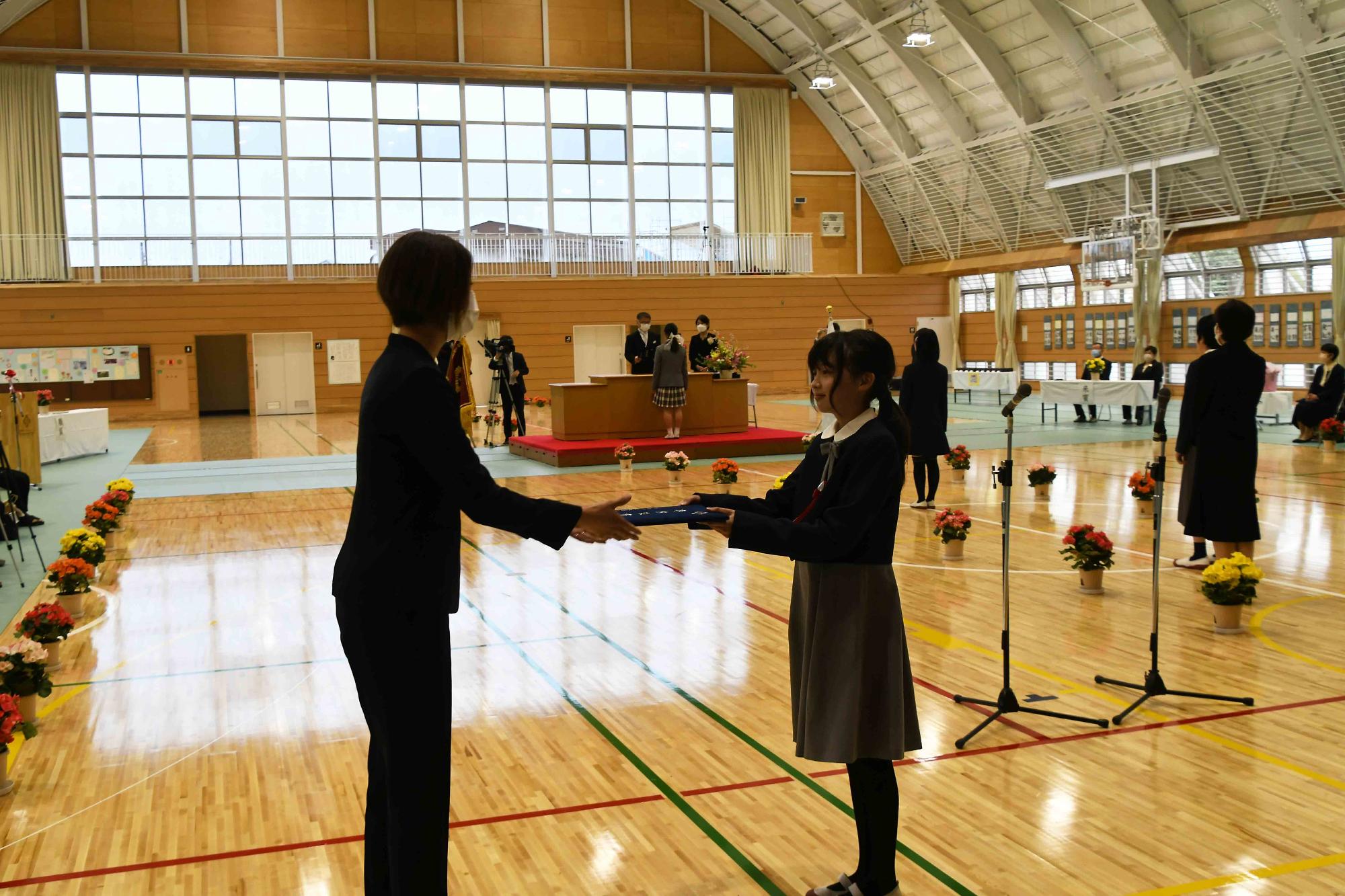 20220318敷島北小卒業式