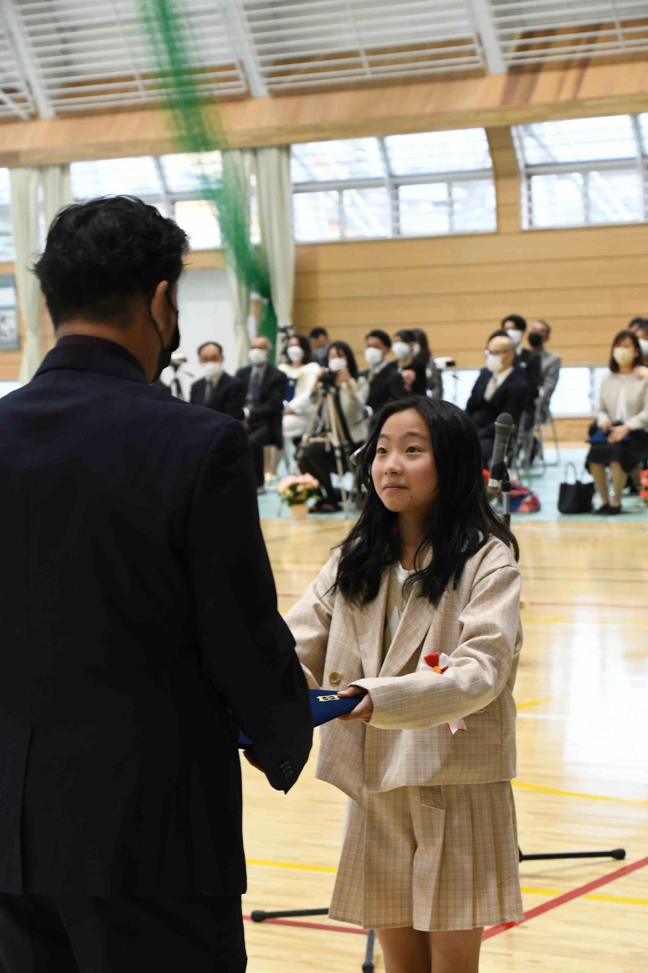 20220318敷島北小卒業式