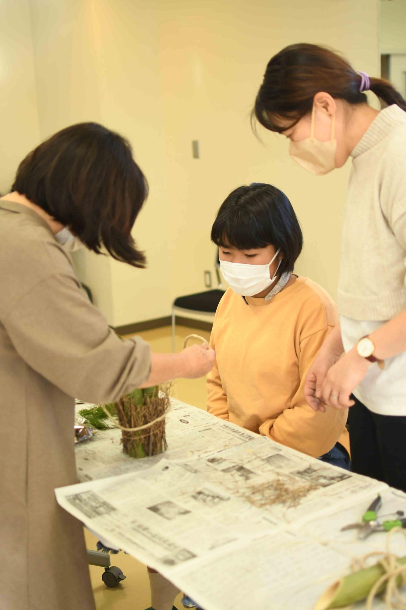 20221211親子でおしゃれなミニ門松作り