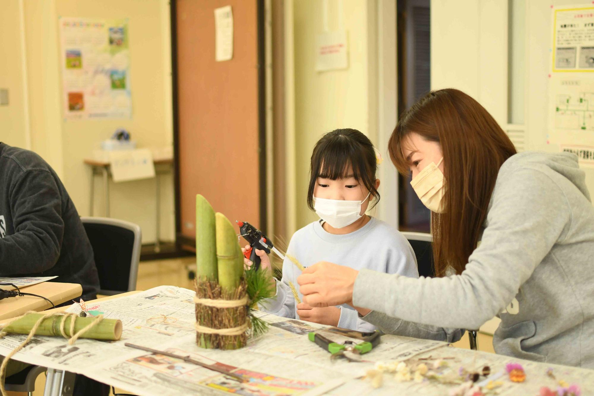 20221211親子でおしゃれなミニ門松作り