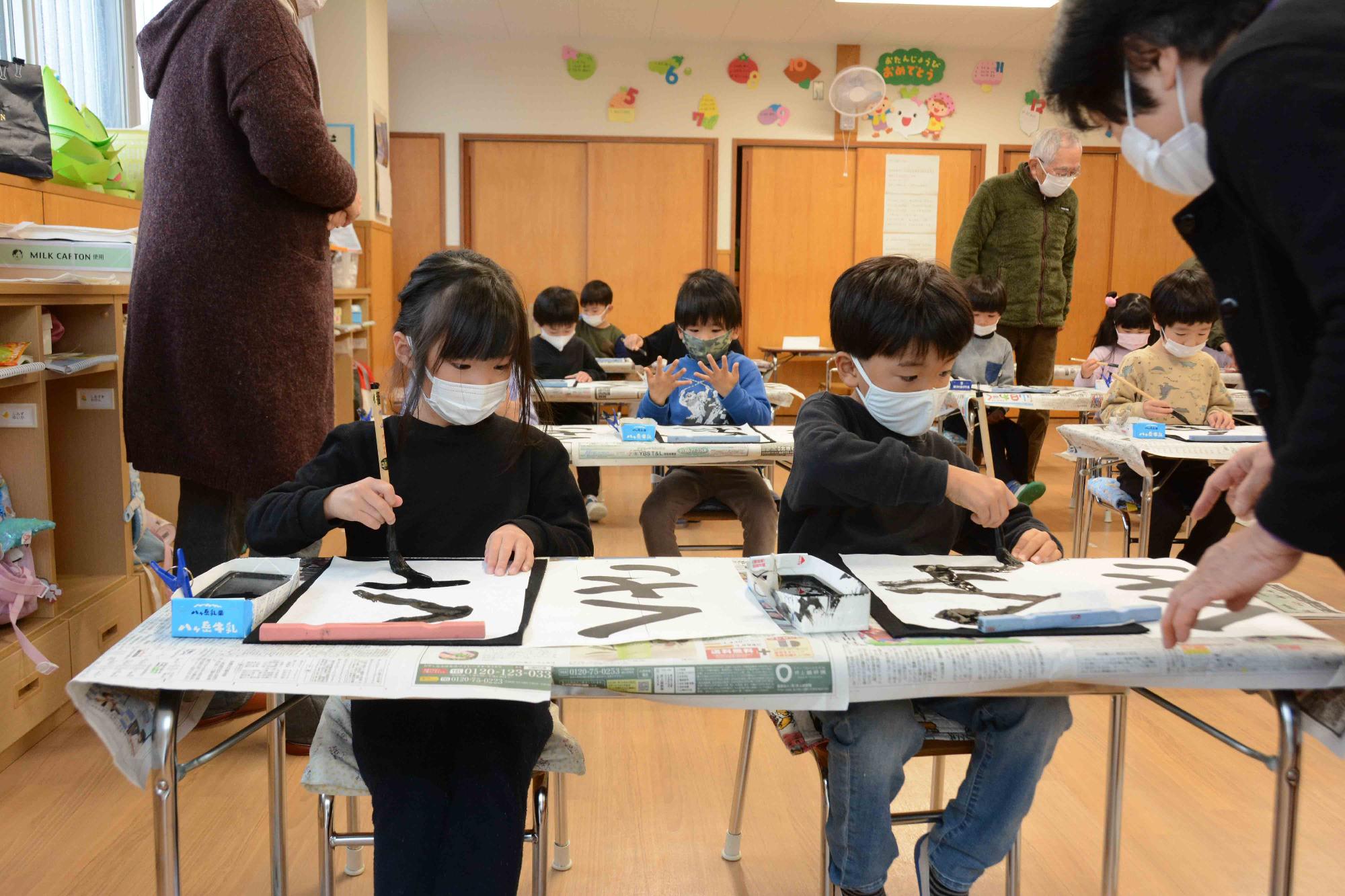 20221222敷島保育園書道教室