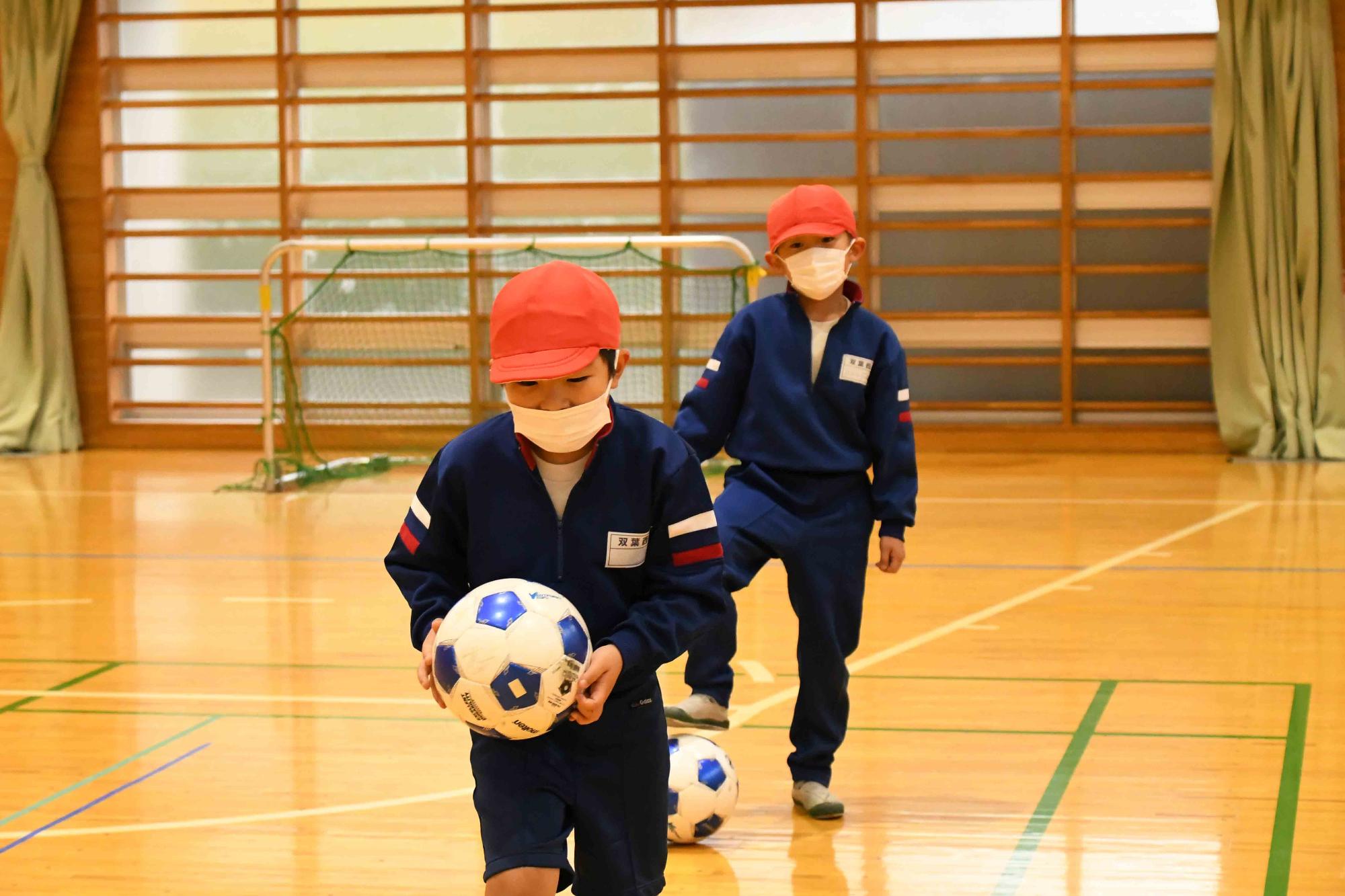 20221222双葉西小学校サッカー教室
