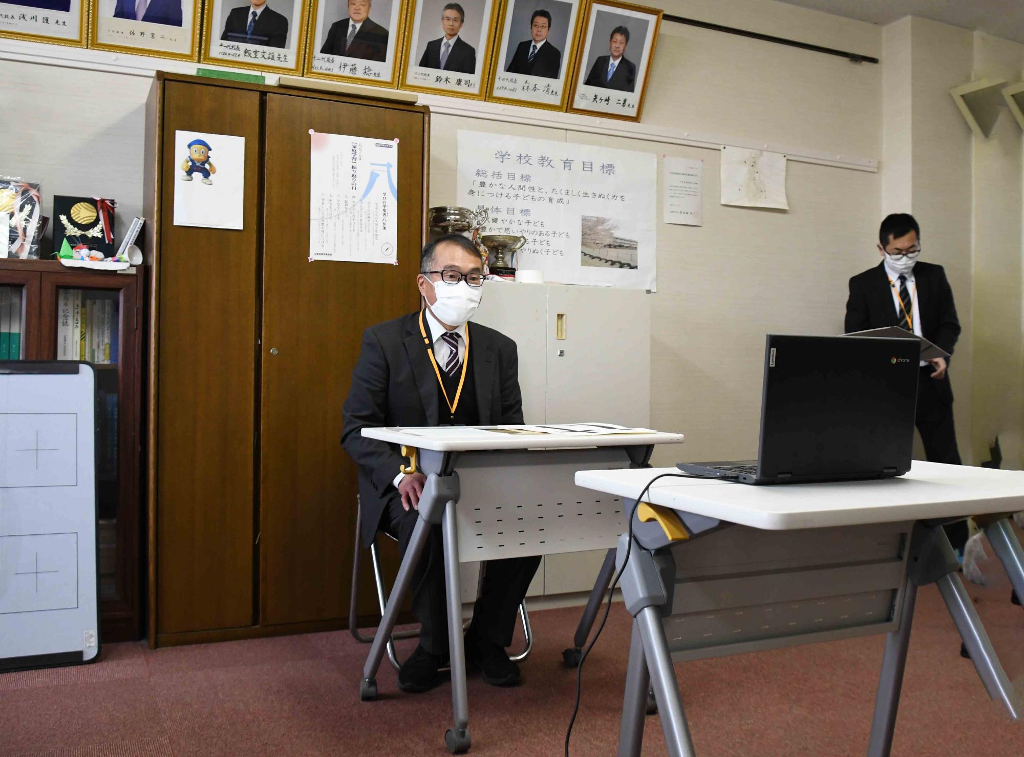 0111敷島南小学校3学期始業式