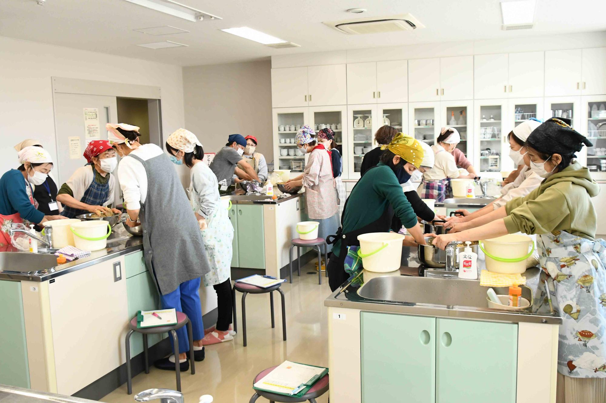 20230406竜王北部公民館天然醸造の無添加味噌を作ろう