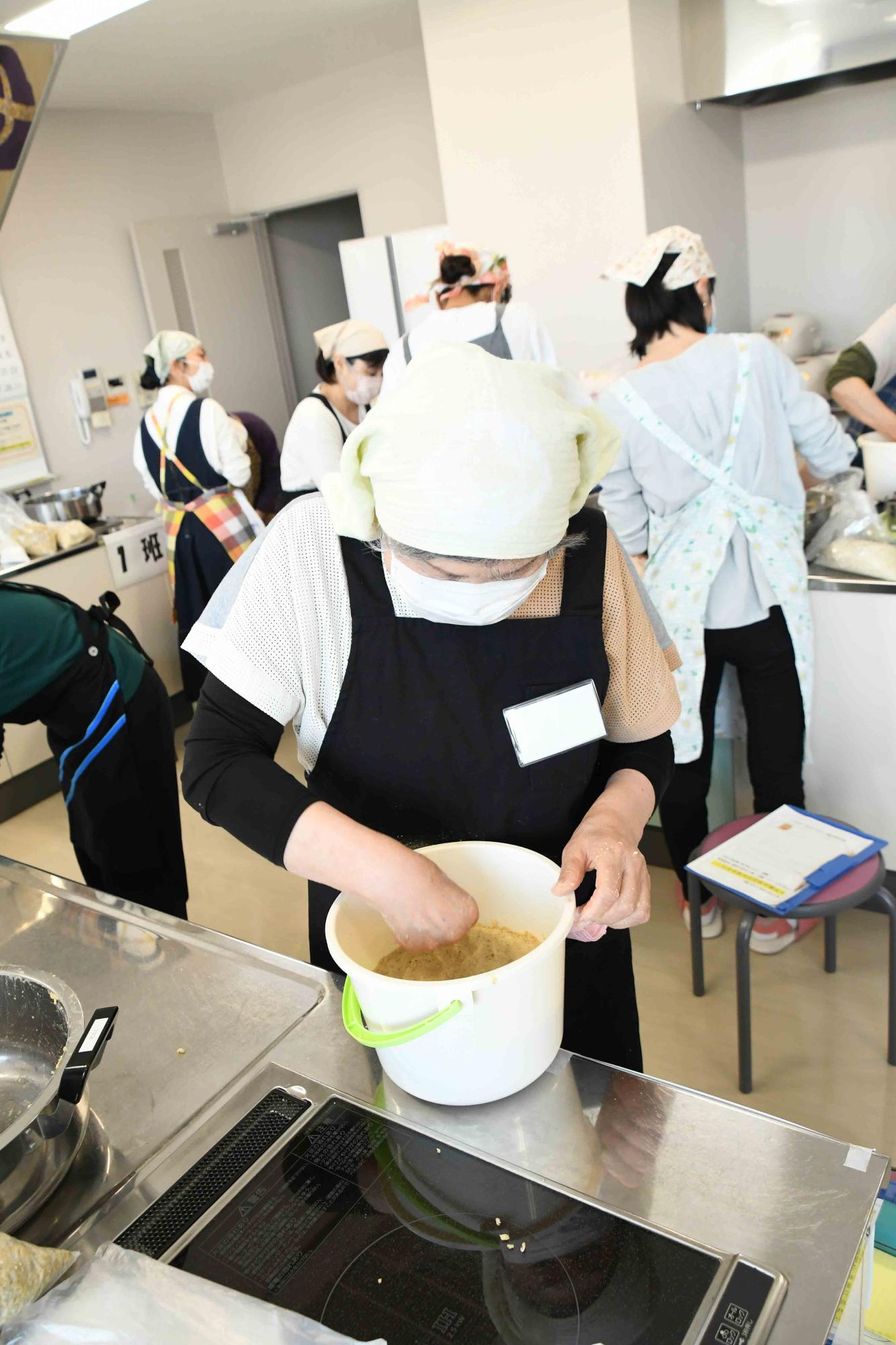 20230406竜王北部公民館天然醸造の無添加味噌を作ろう