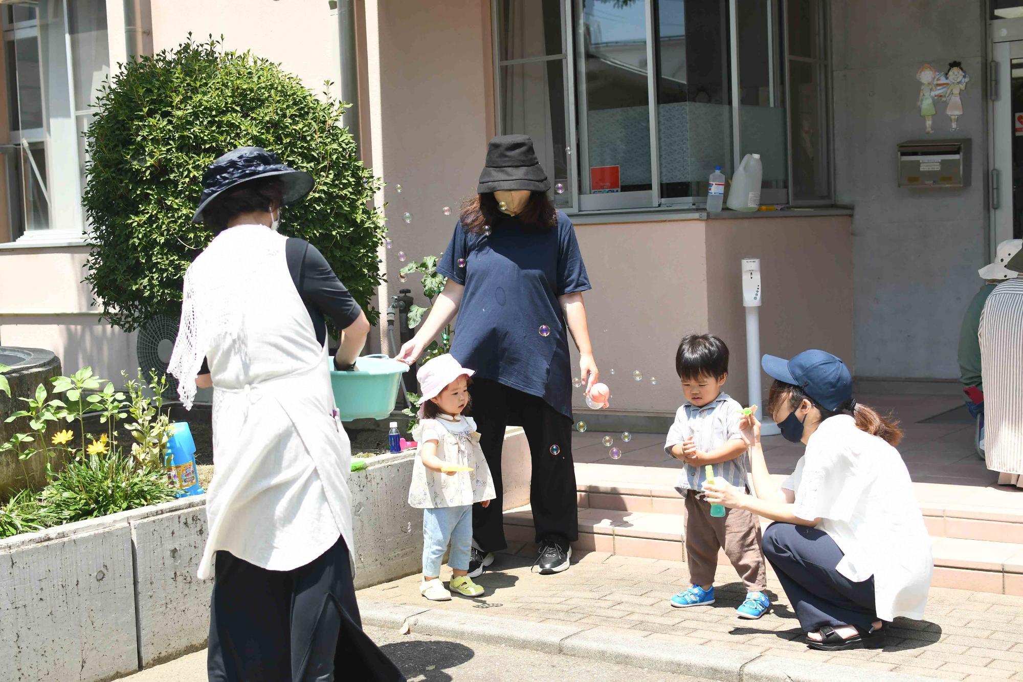20230711竜王西児童館シャボン玉遊び
