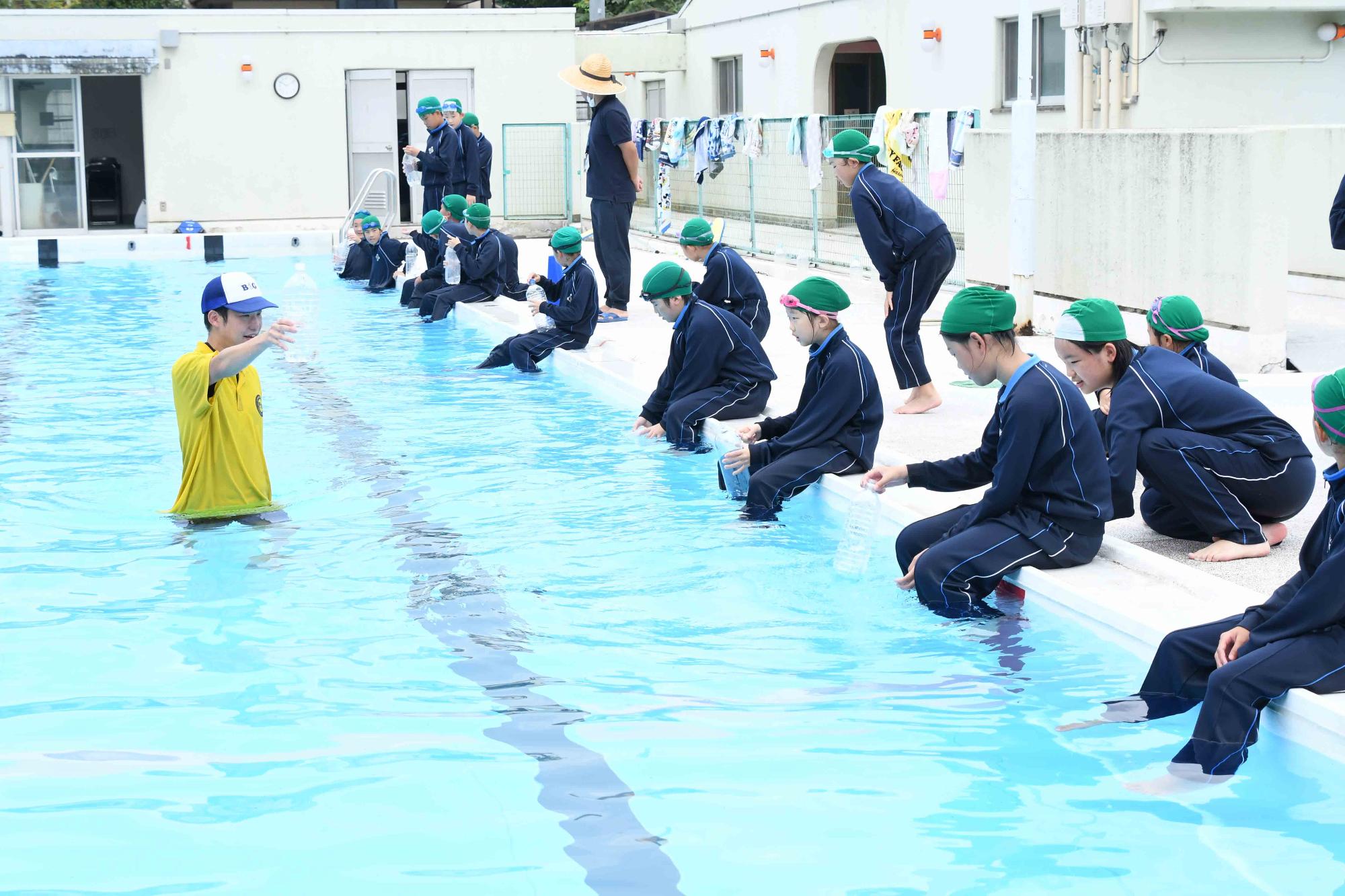 20230719敷島北小学校着衣泳体験教室