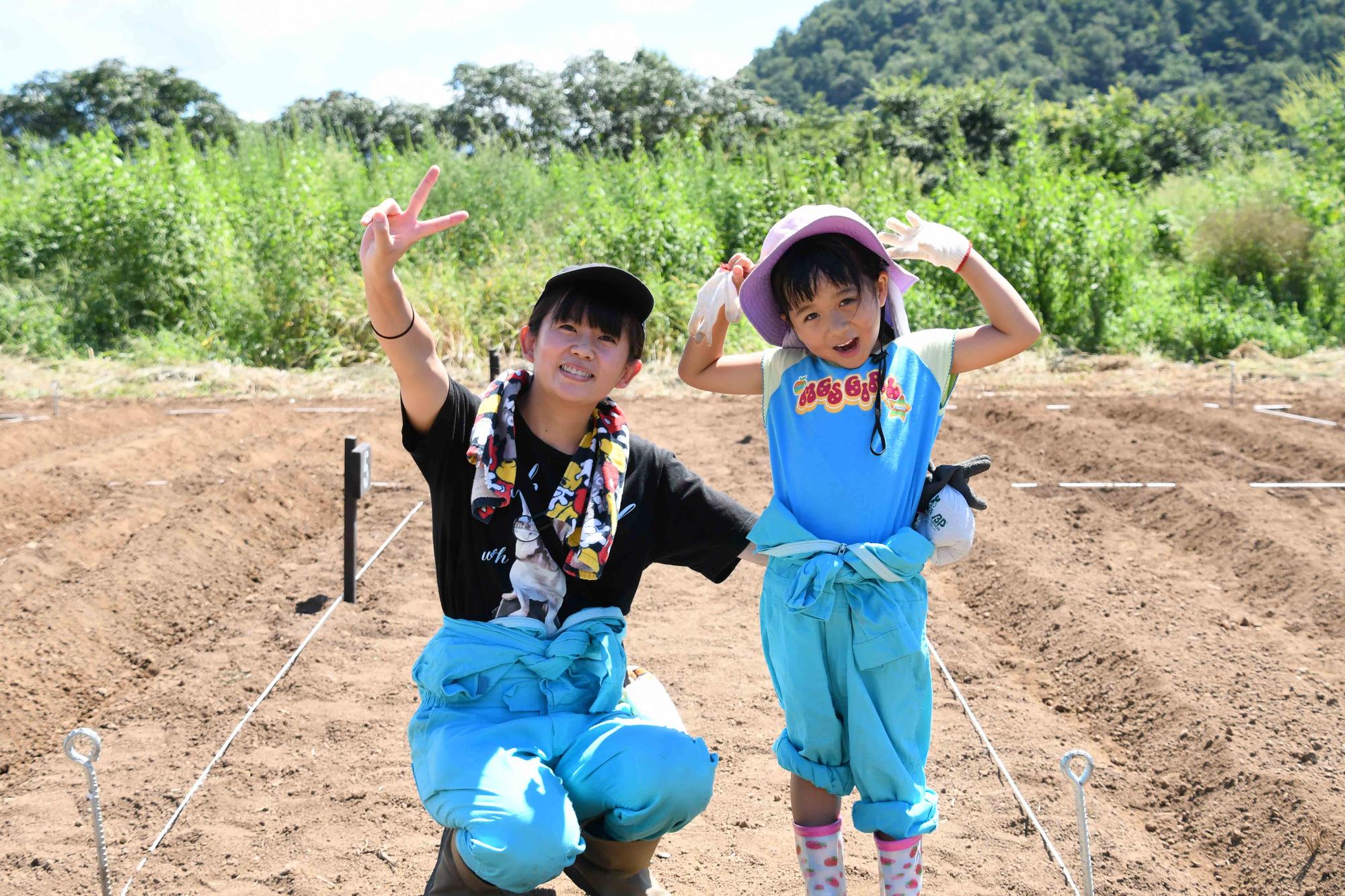 20230826じゃがいも植え付け体験
