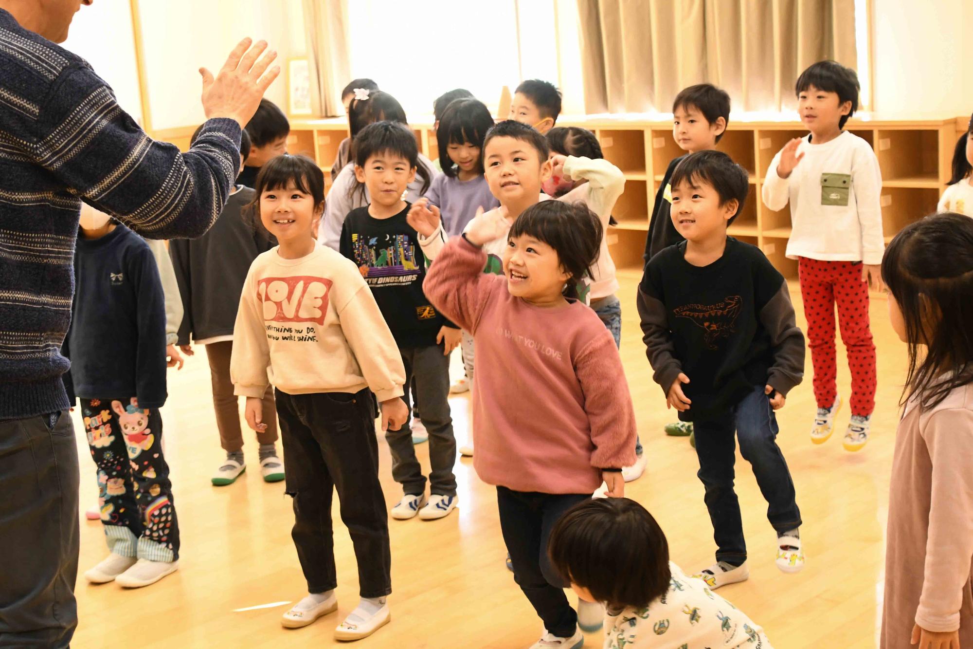 20231213竜王中央保育園英語であそぼう
