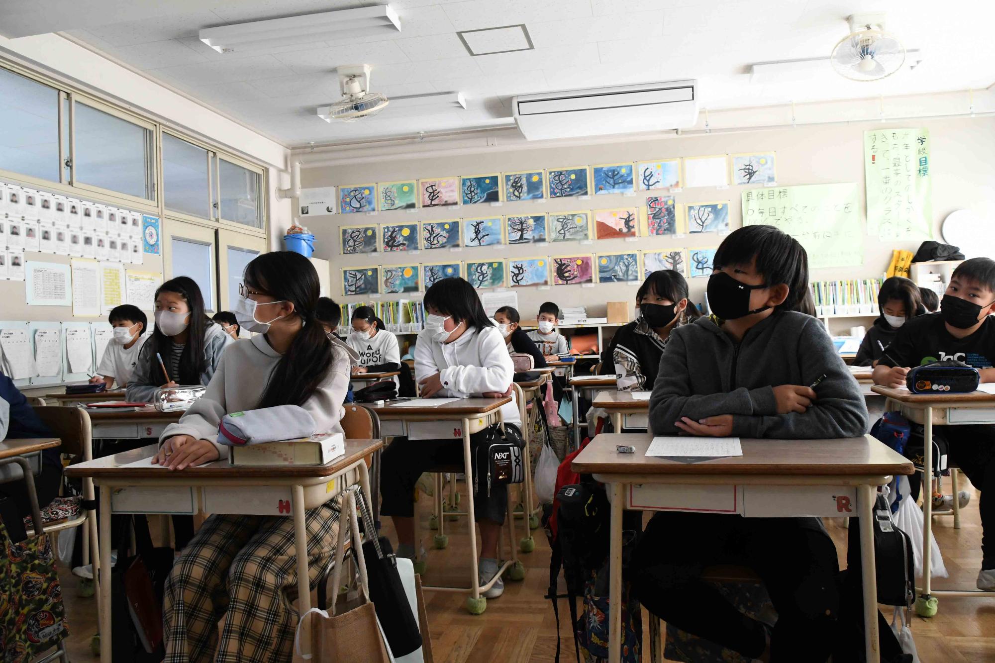 1020竜王南小学校リモート講演会