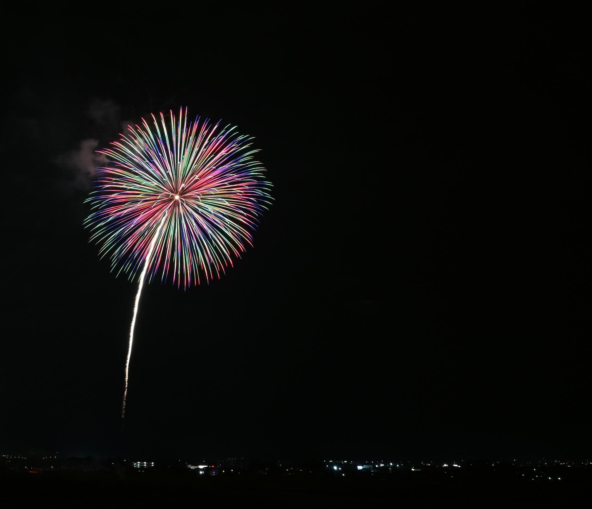 NNSサプライズ花火