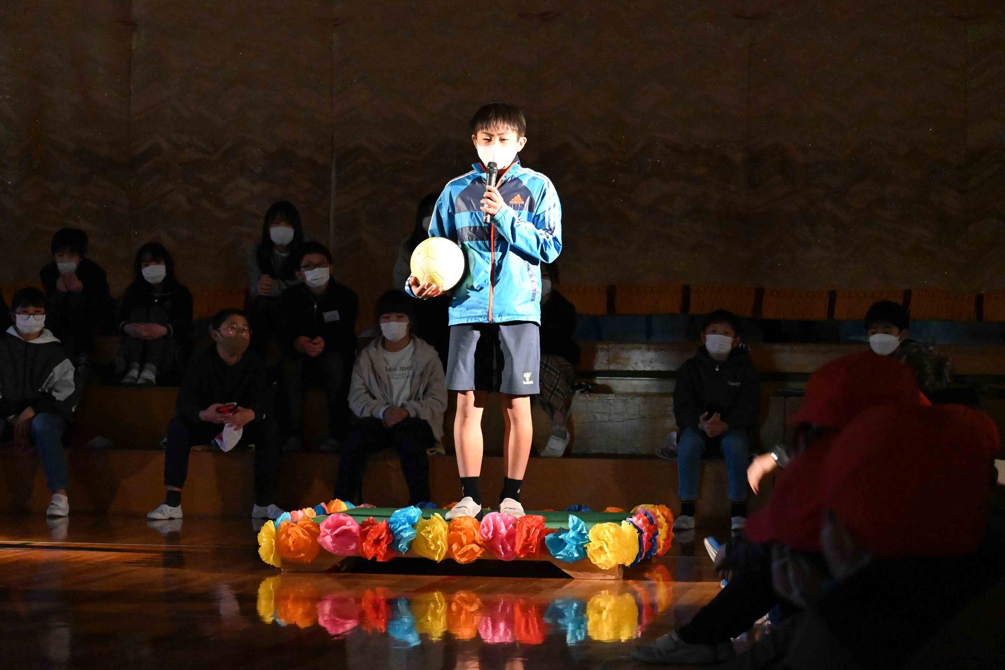 竜王東小6送会3604