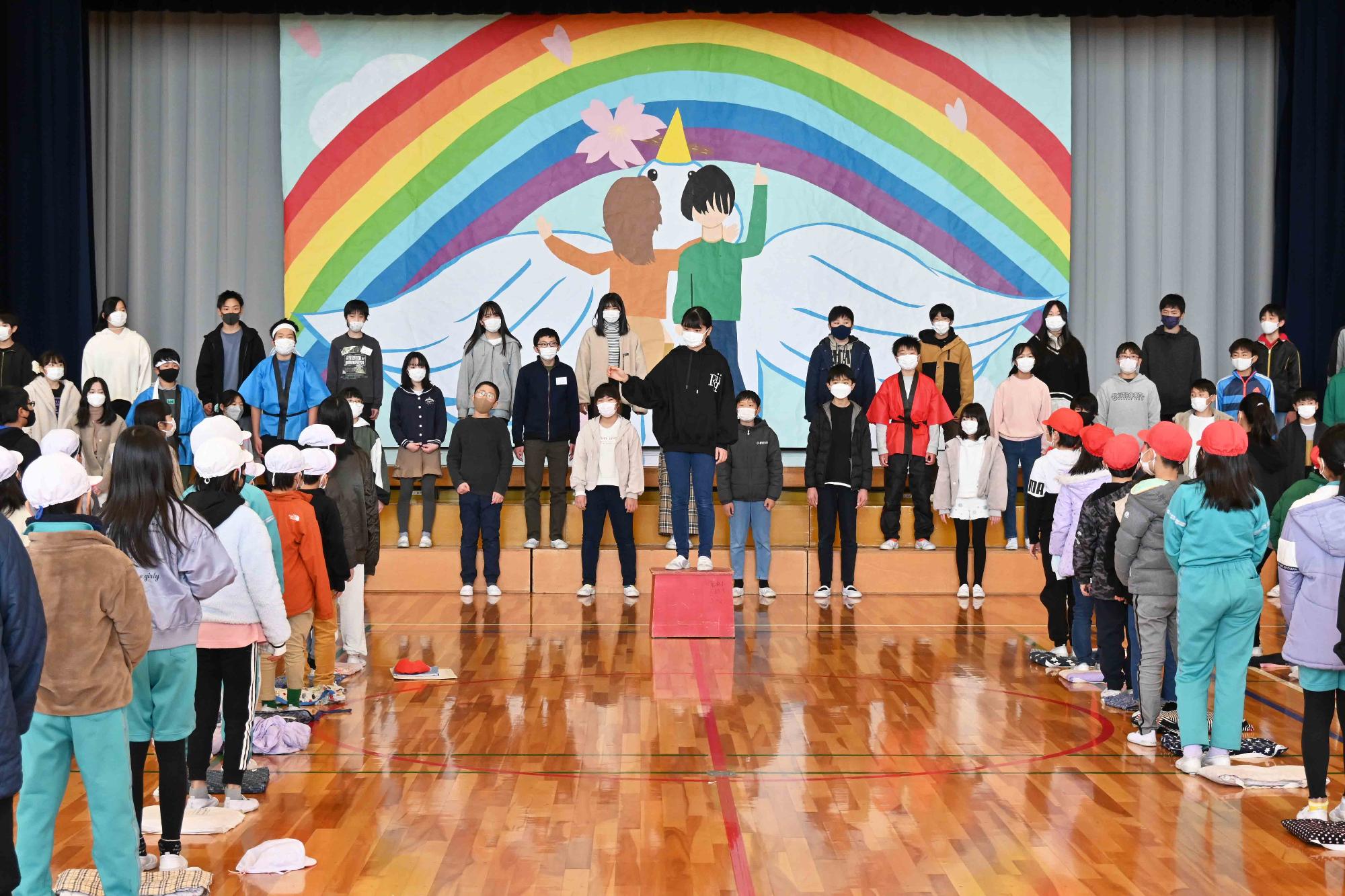 竜王東小6送会4045