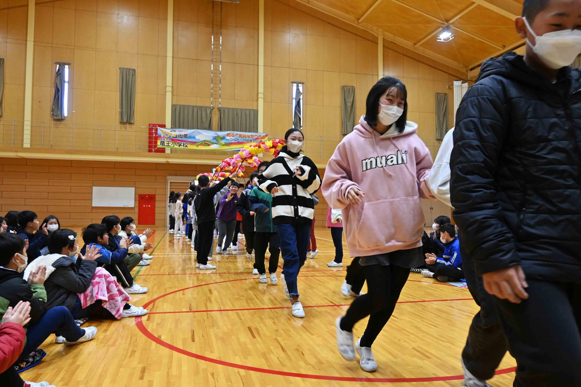 竜王小学校6年生を送る会1121