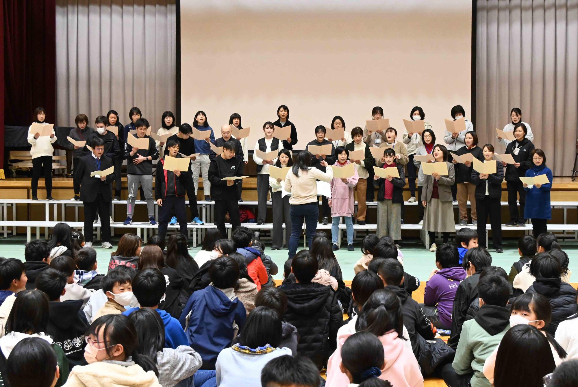 竜王小学校6年生を送る会1630