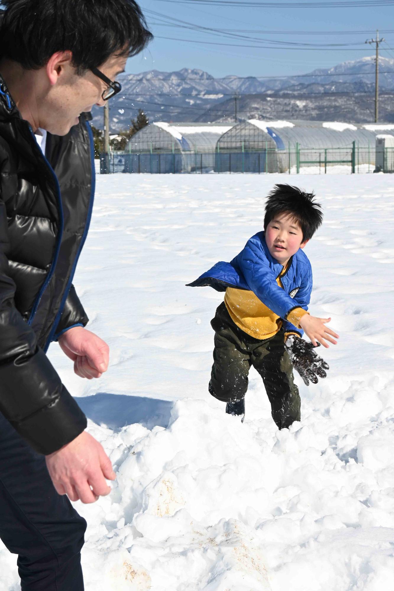 市内積雪2750