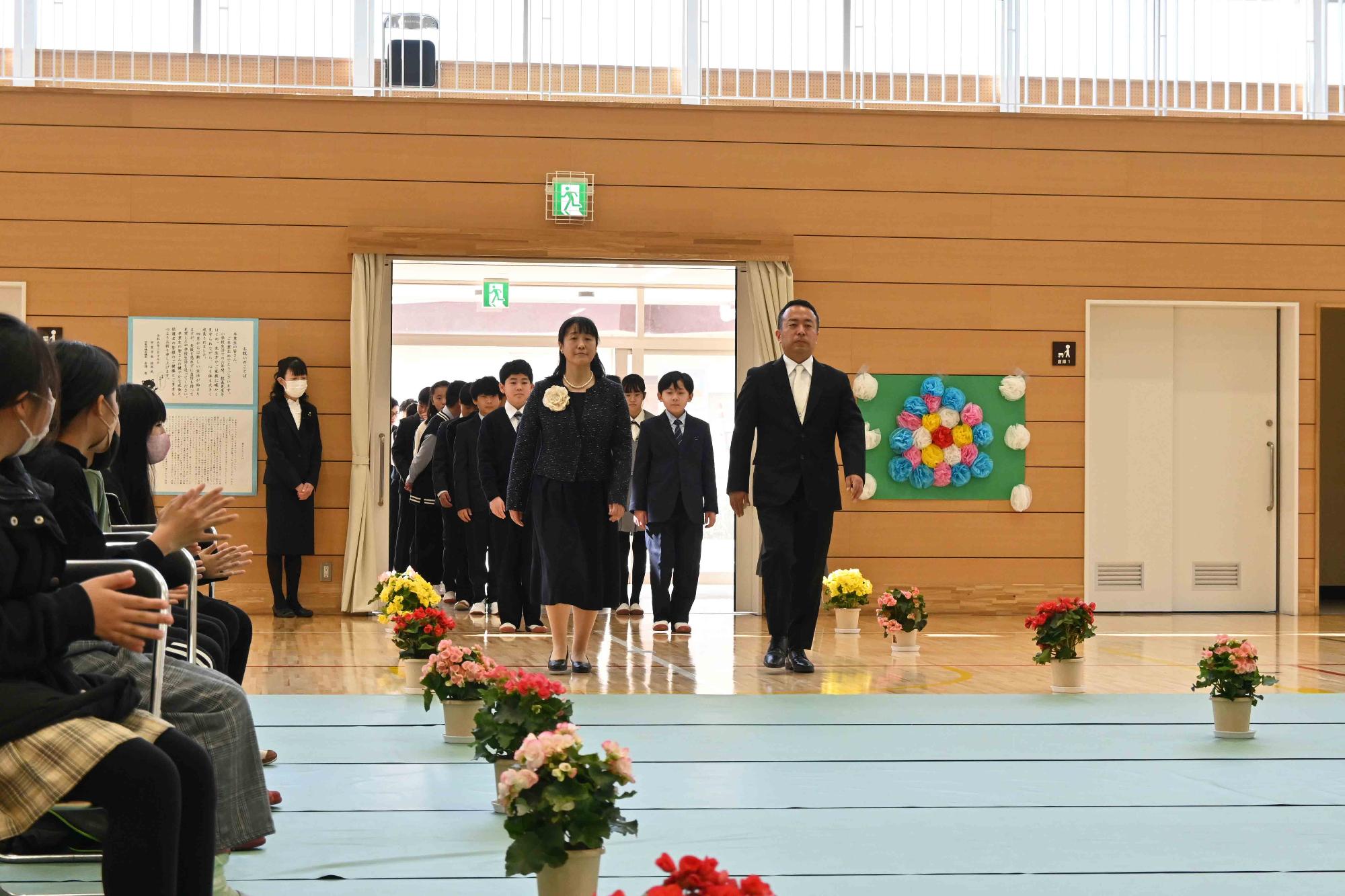 敷島北小学校卒業式6929