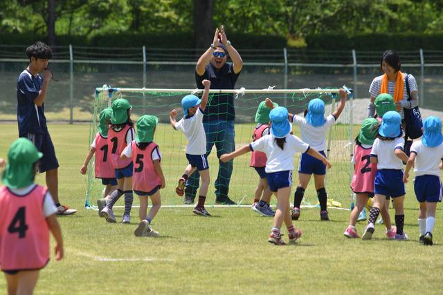 キッズサッカー交流大会の様子の写真8