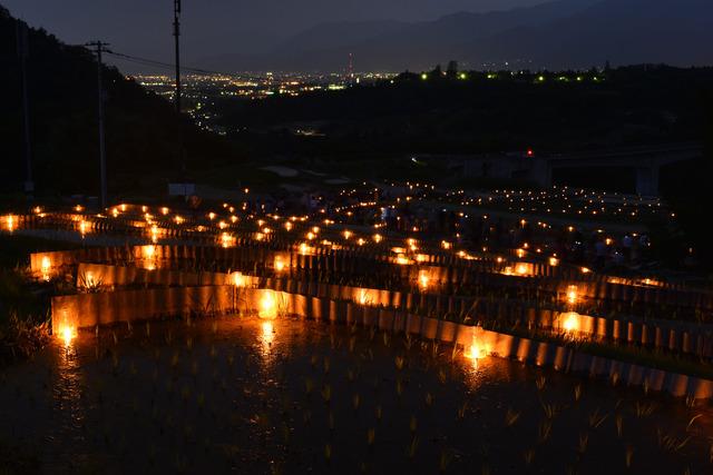 棚田ろうそく祭りの様子の写真4