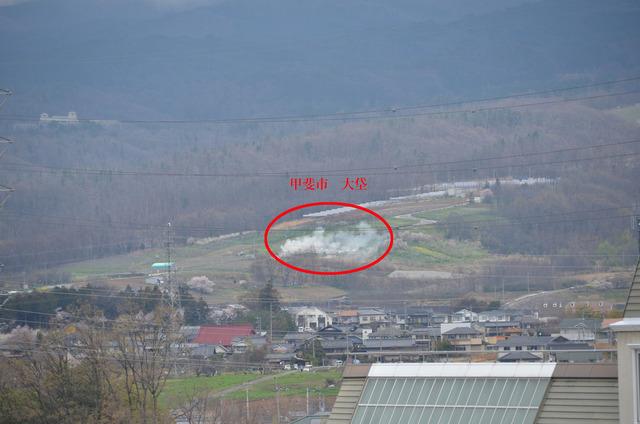 (写真)ドラゴンパークの展望塔から見た甲斐市の大垈地区