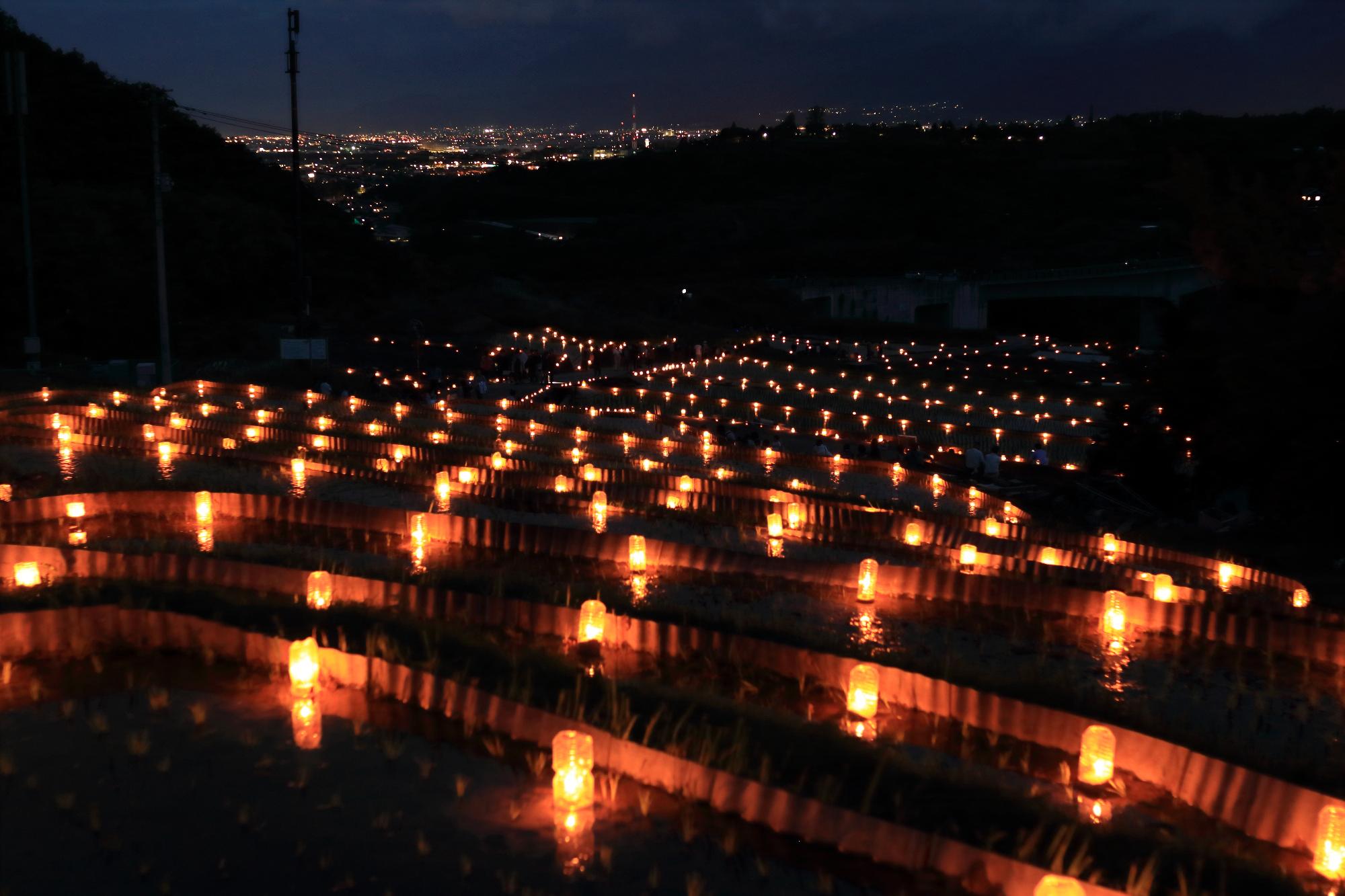 棚田ろうそく祭り