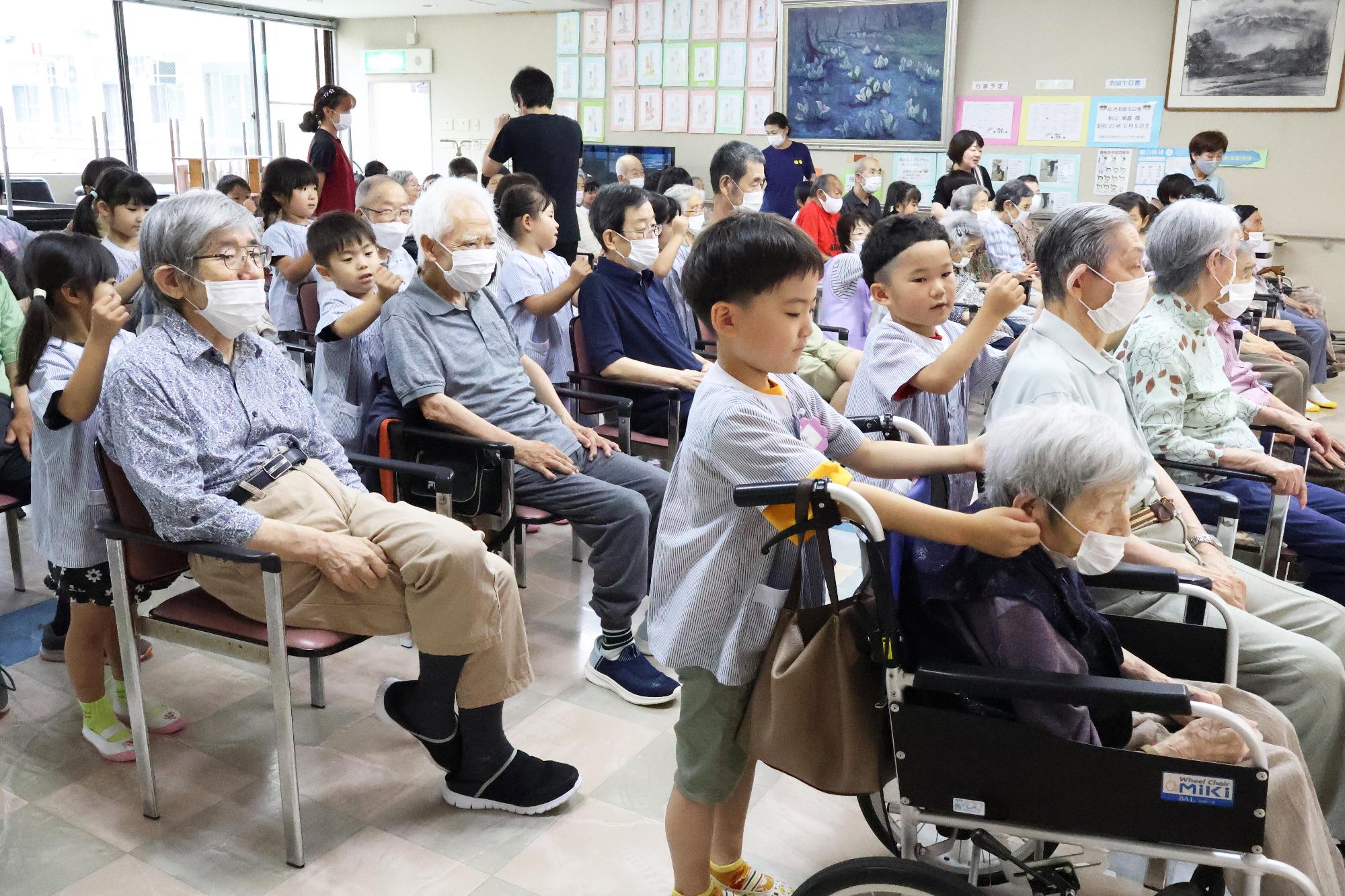 双葉西保育園 ひかりの里訪問