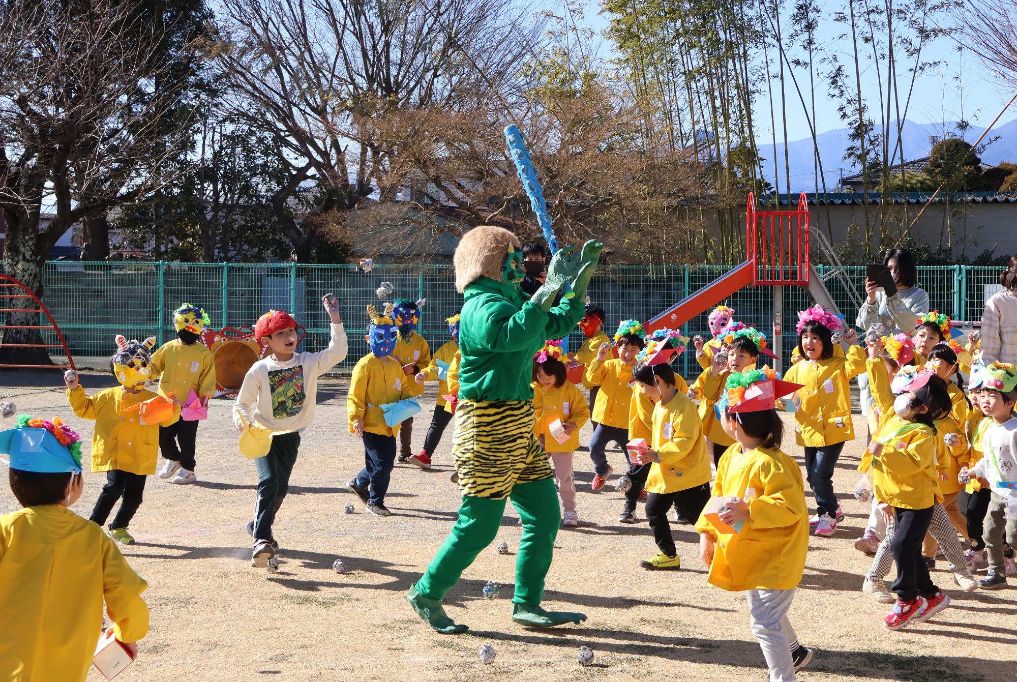 竜王中央保育園 節分豆まき