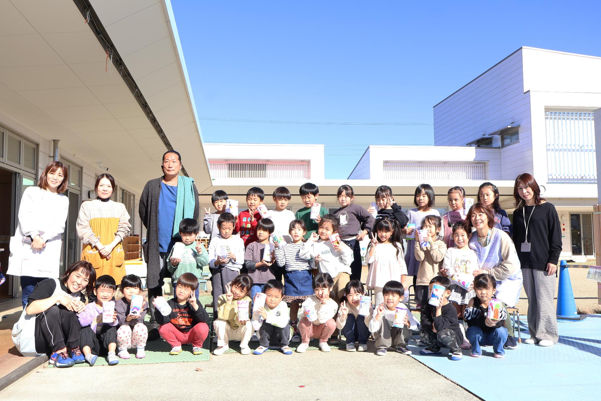 キャンドル・ジュンさんがワークショップを開催