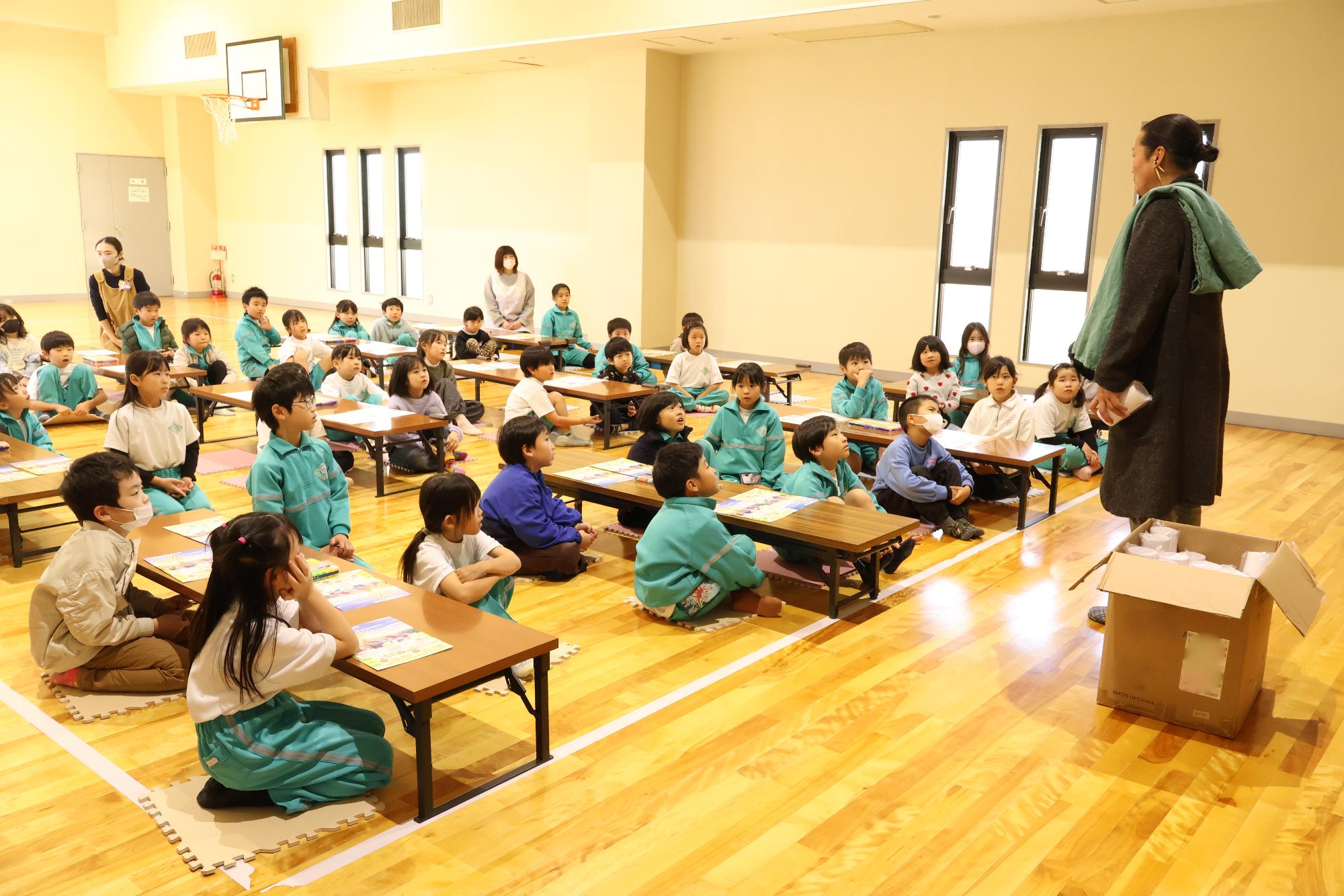 キャンドル・ジュンさんがワークショップを開催