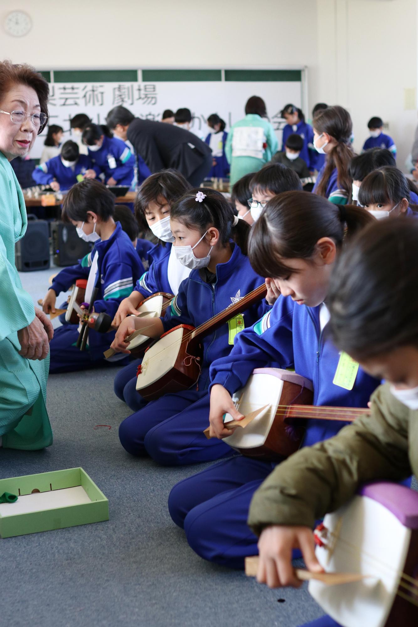 竜王北小学校和楽器かんしょう会