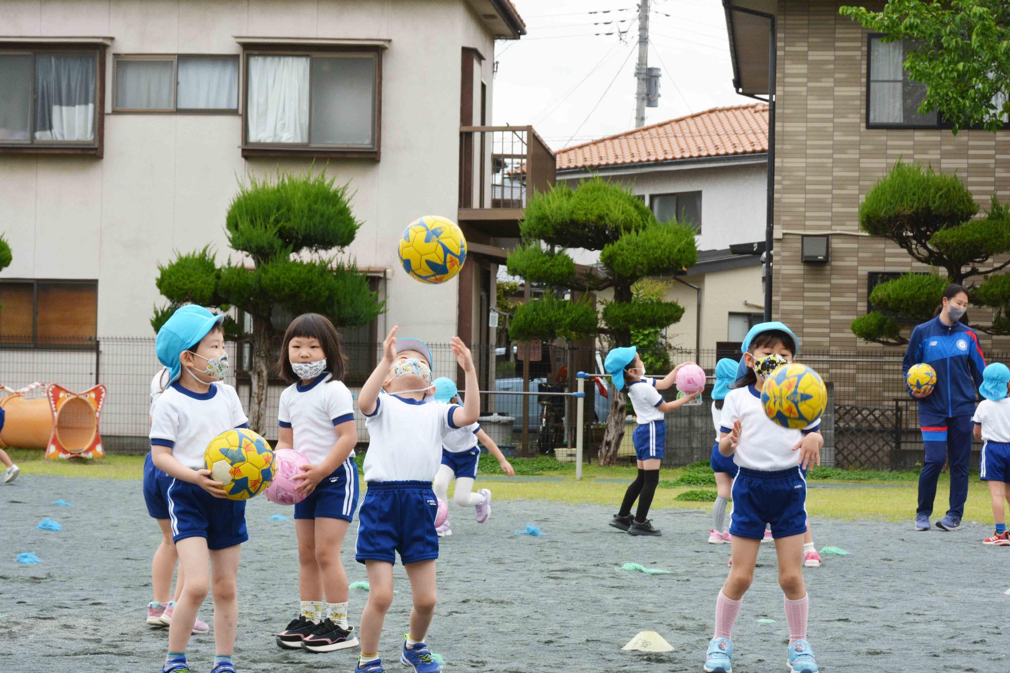 20220428竜王北保育園キッズサッカー