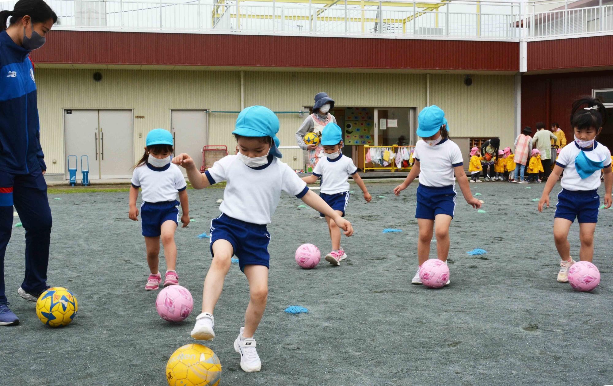 20220428竜王北保育園キッズサッカー