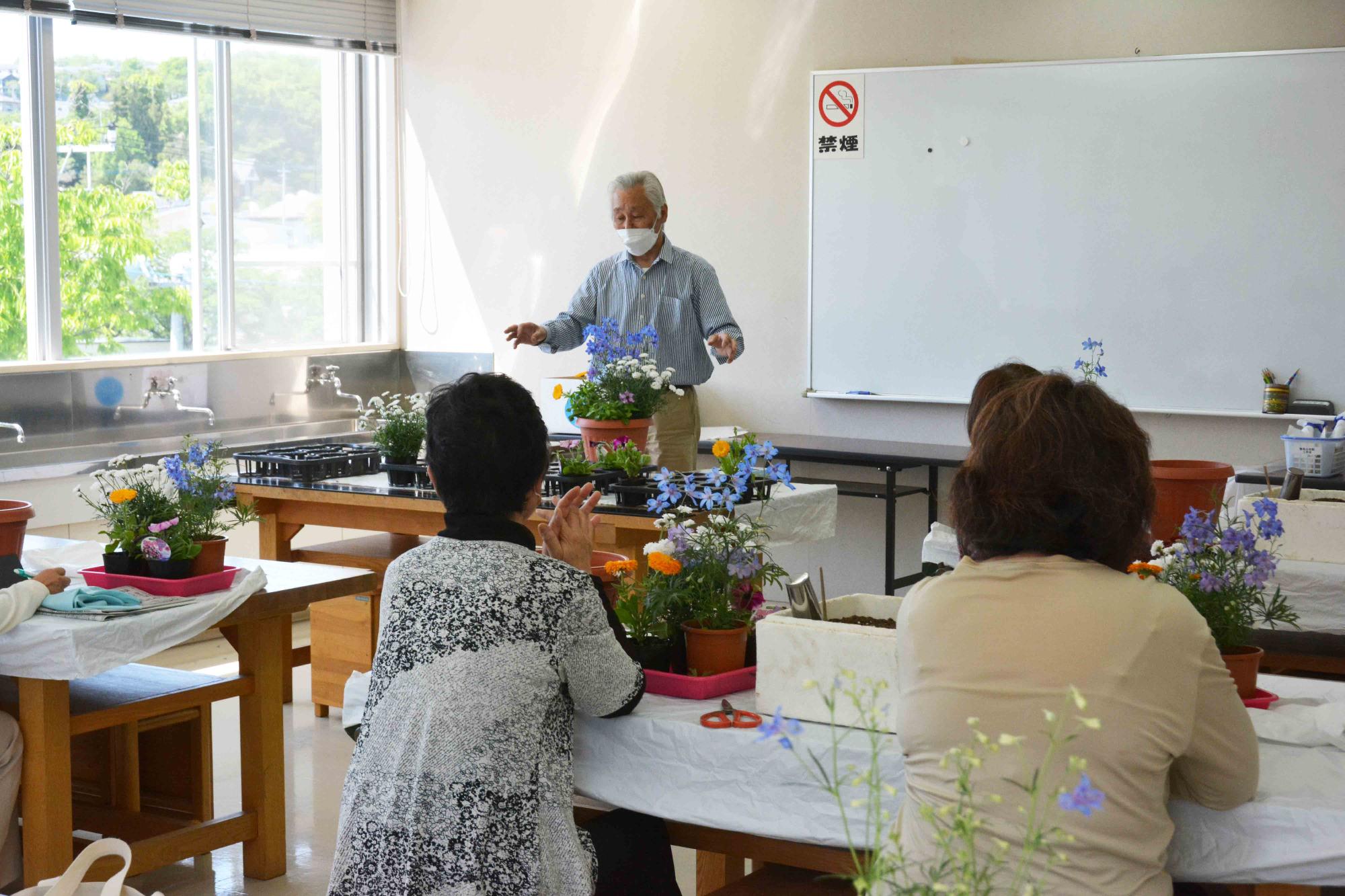 20220430寄せ植え教室