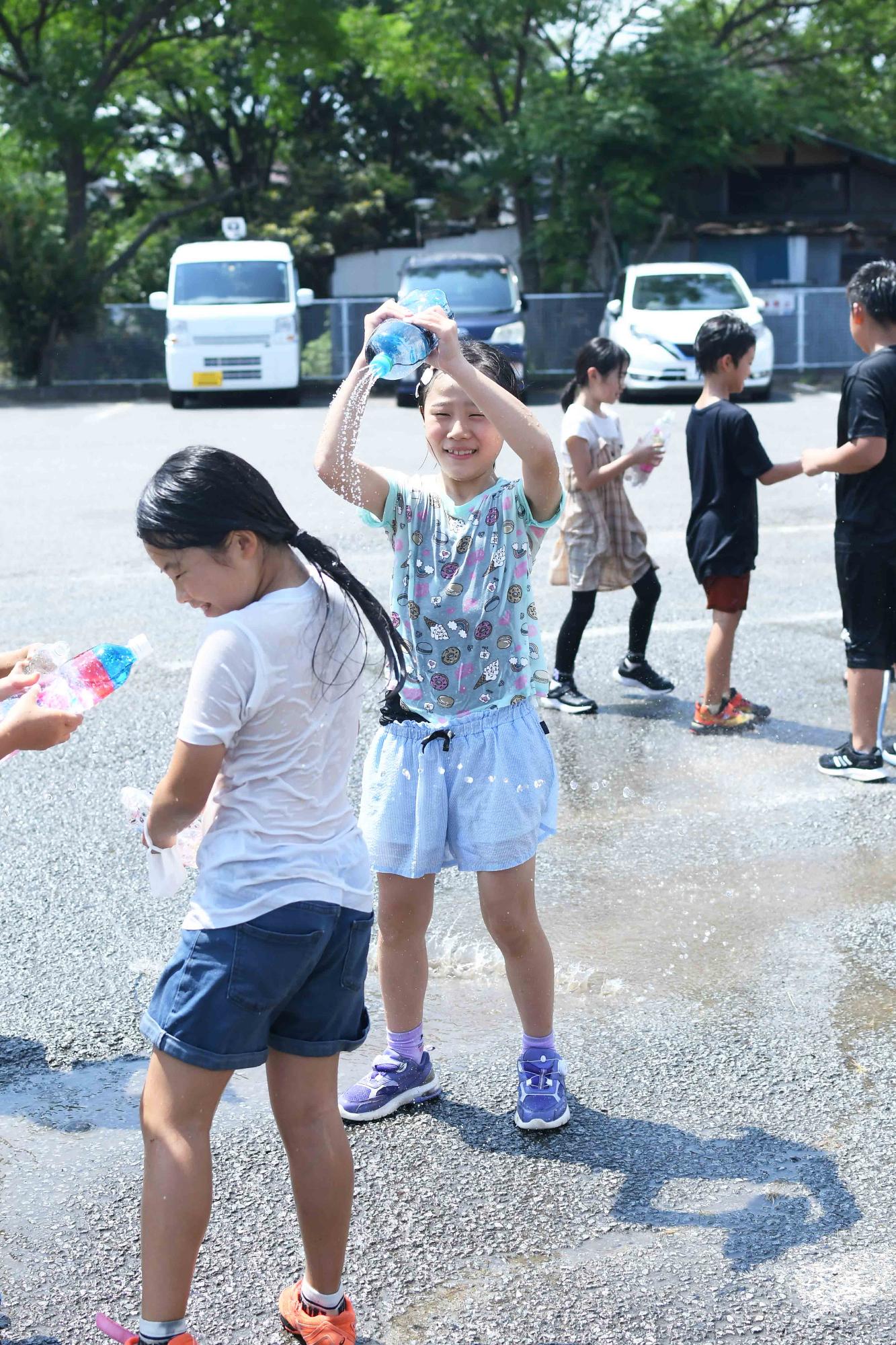 20220810双葉西児童館水遊び