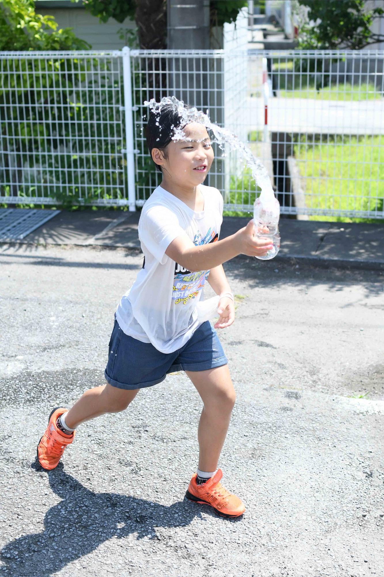 20220810双葉西児童館水遊び