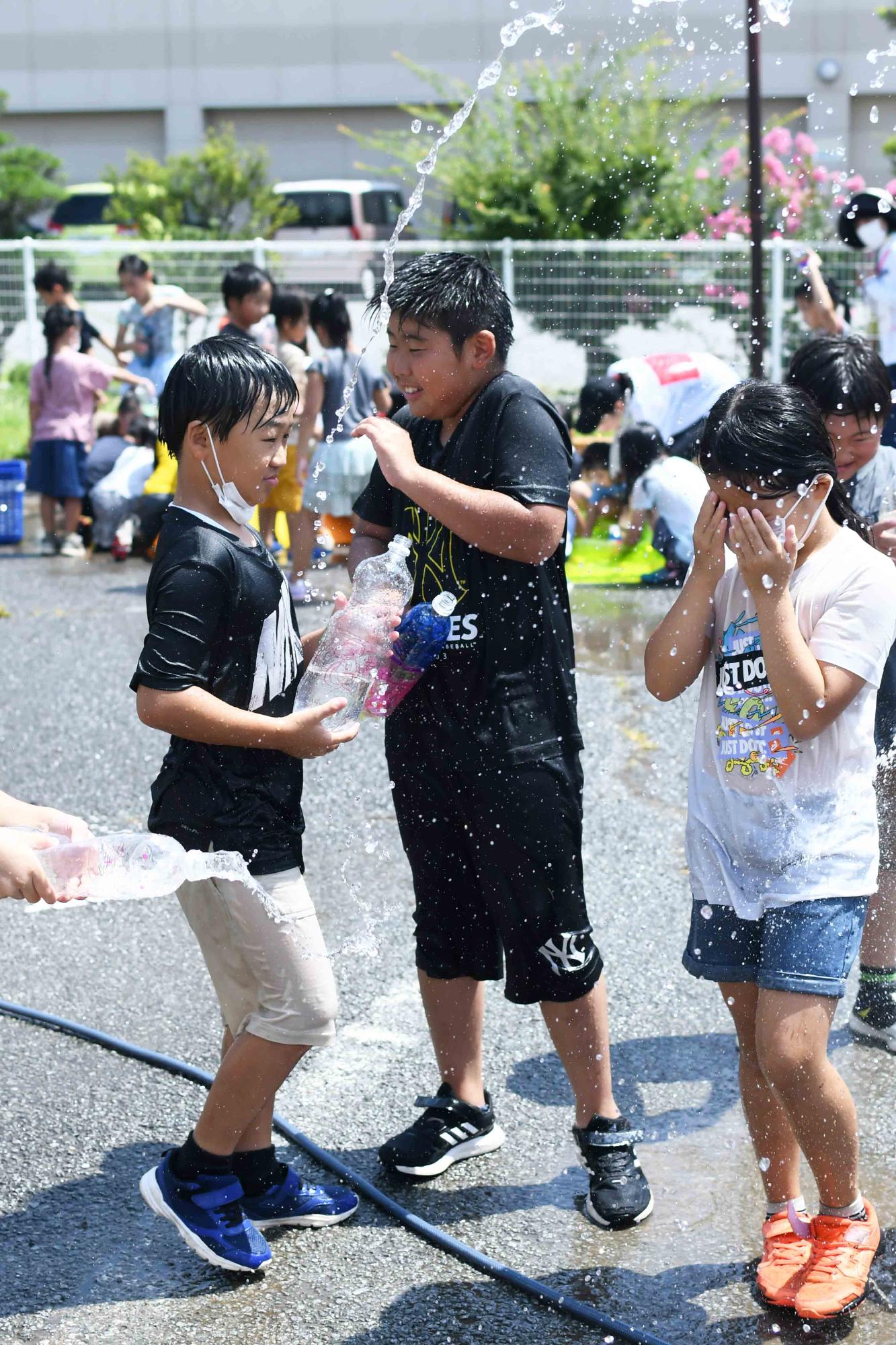 20220810双葉西児童館水遊び