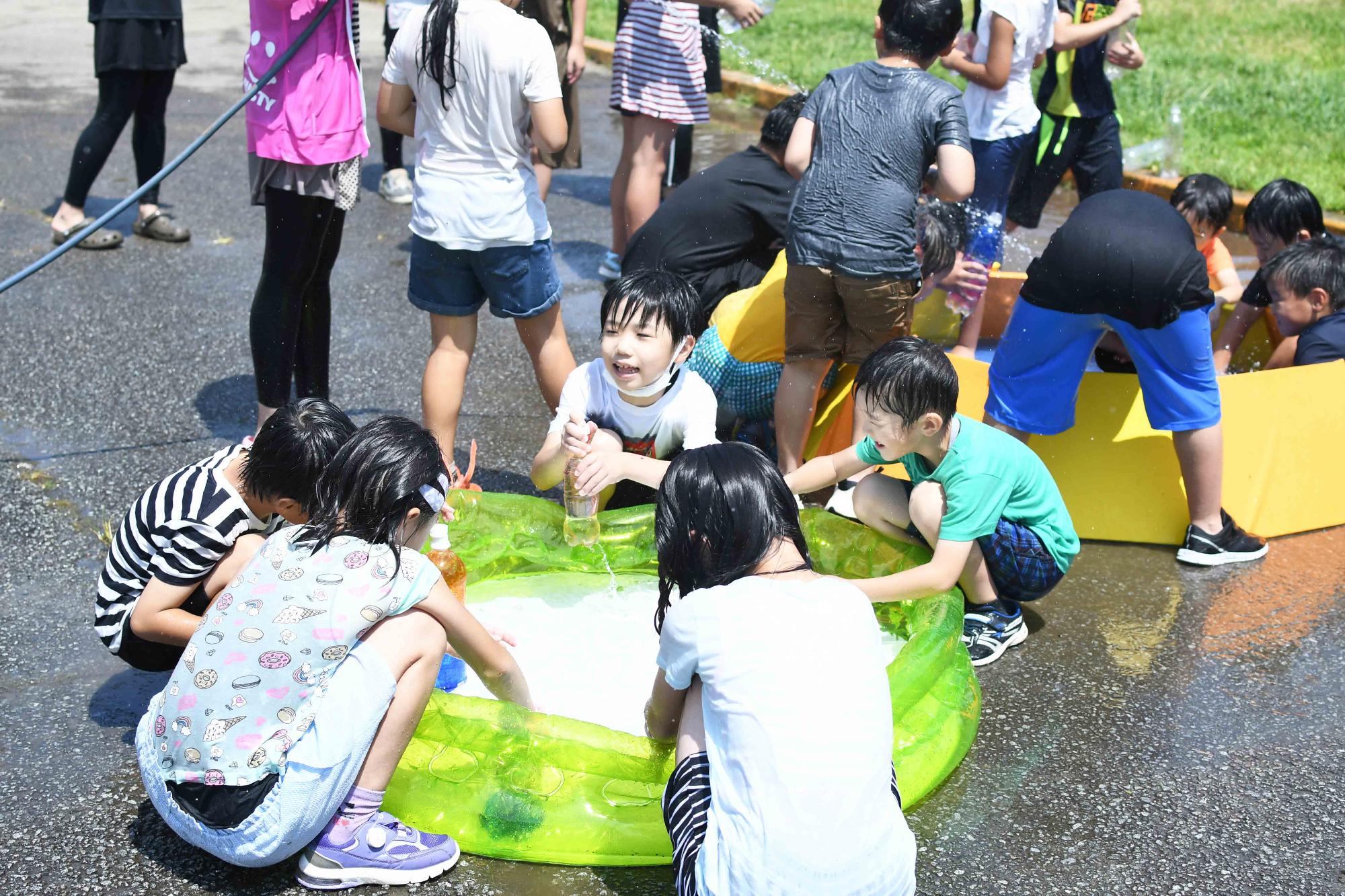 20220810双葉西児童館水遊び