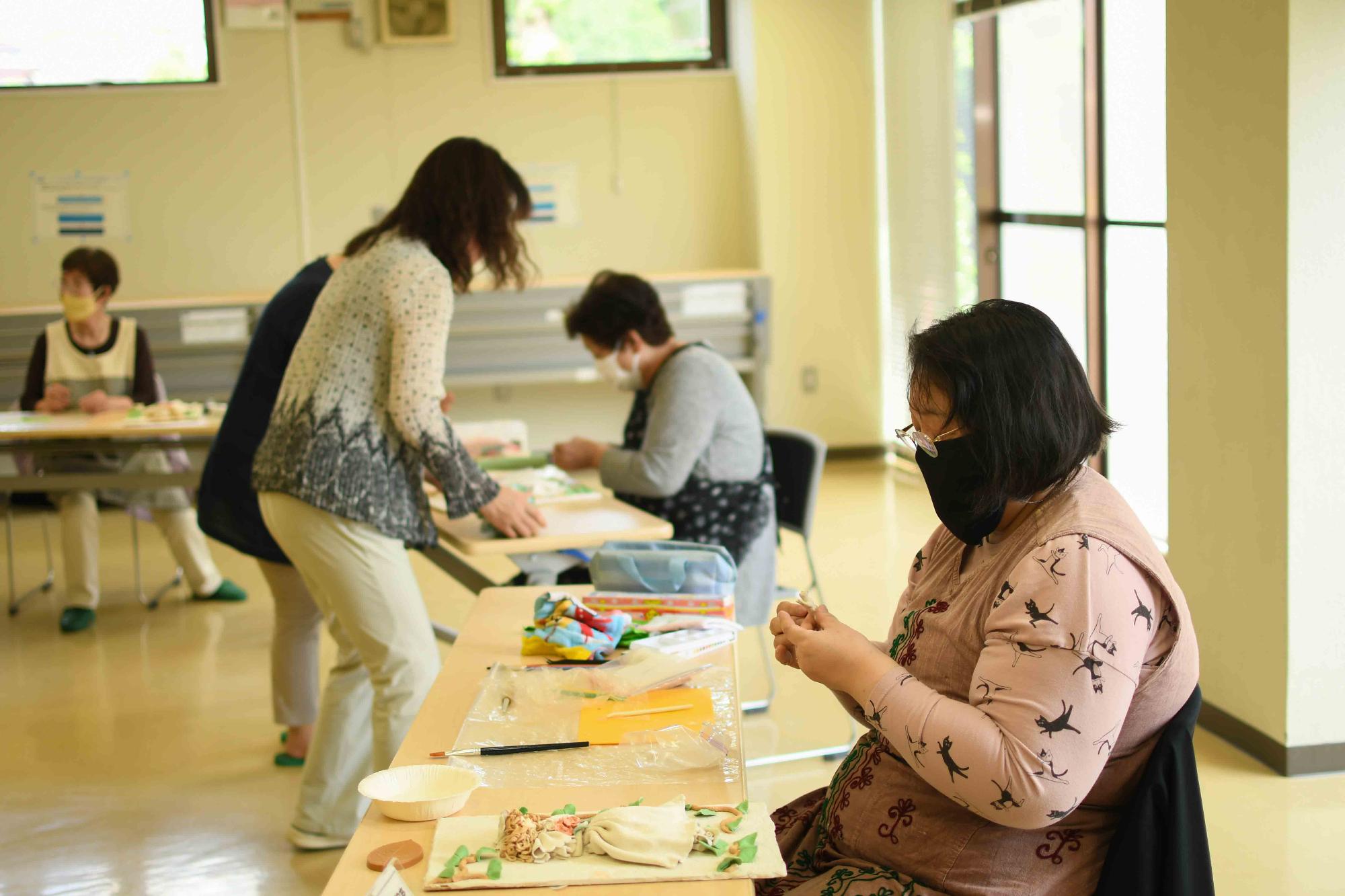 20230525双葉公民館ロマンドール粘土で作る～壁掛け～