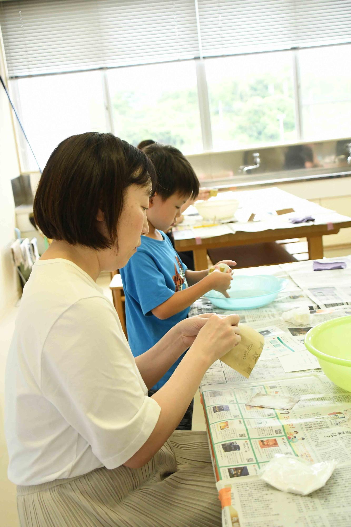 20230822親子で豪華なまがたま作り