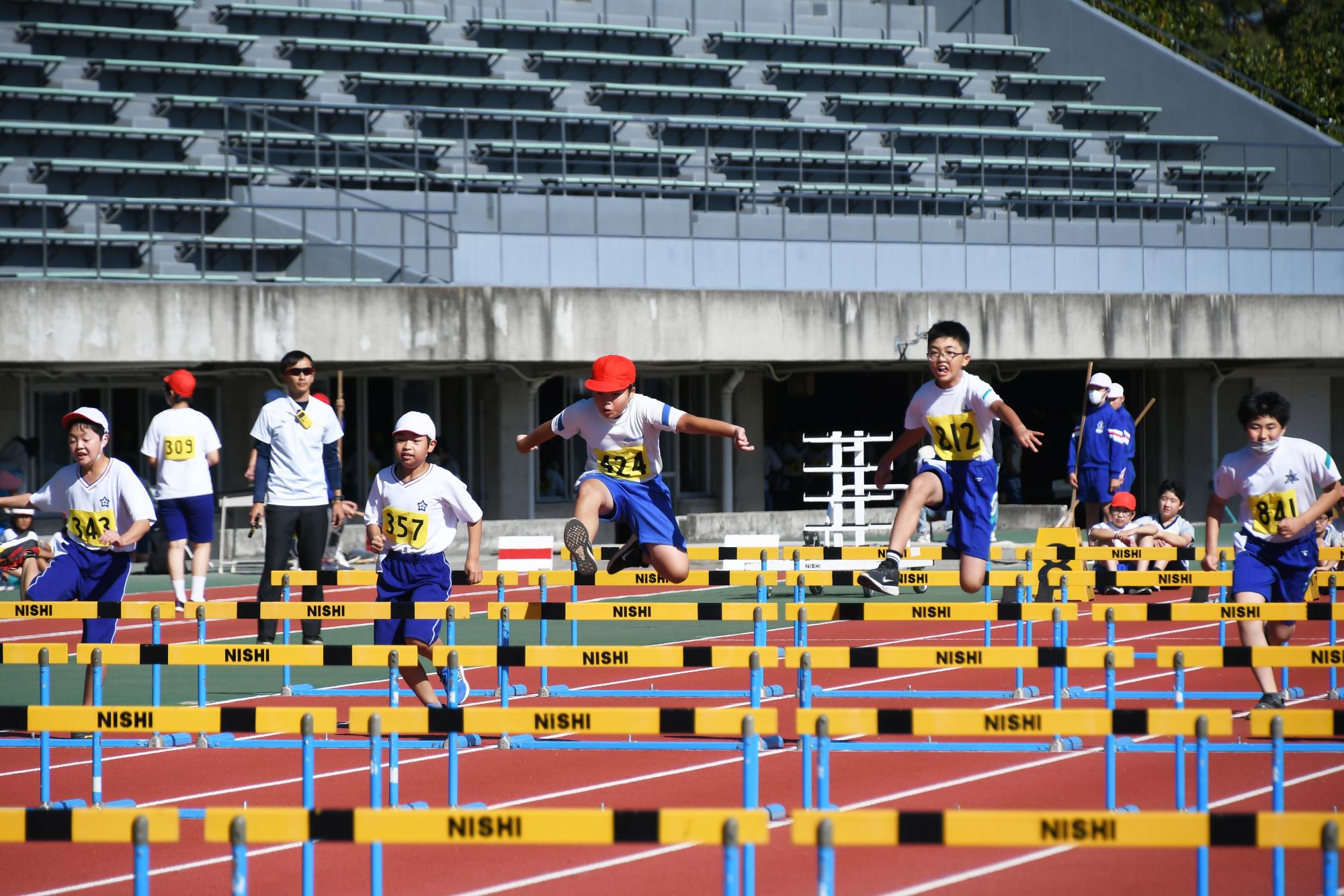 20231024市内小学校陸上記録会