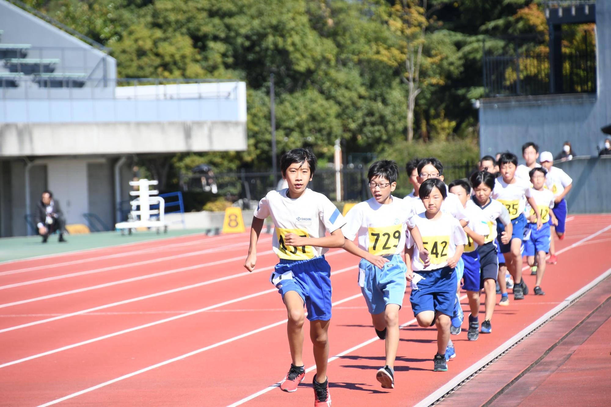 20231024市内小学校陸上記録会