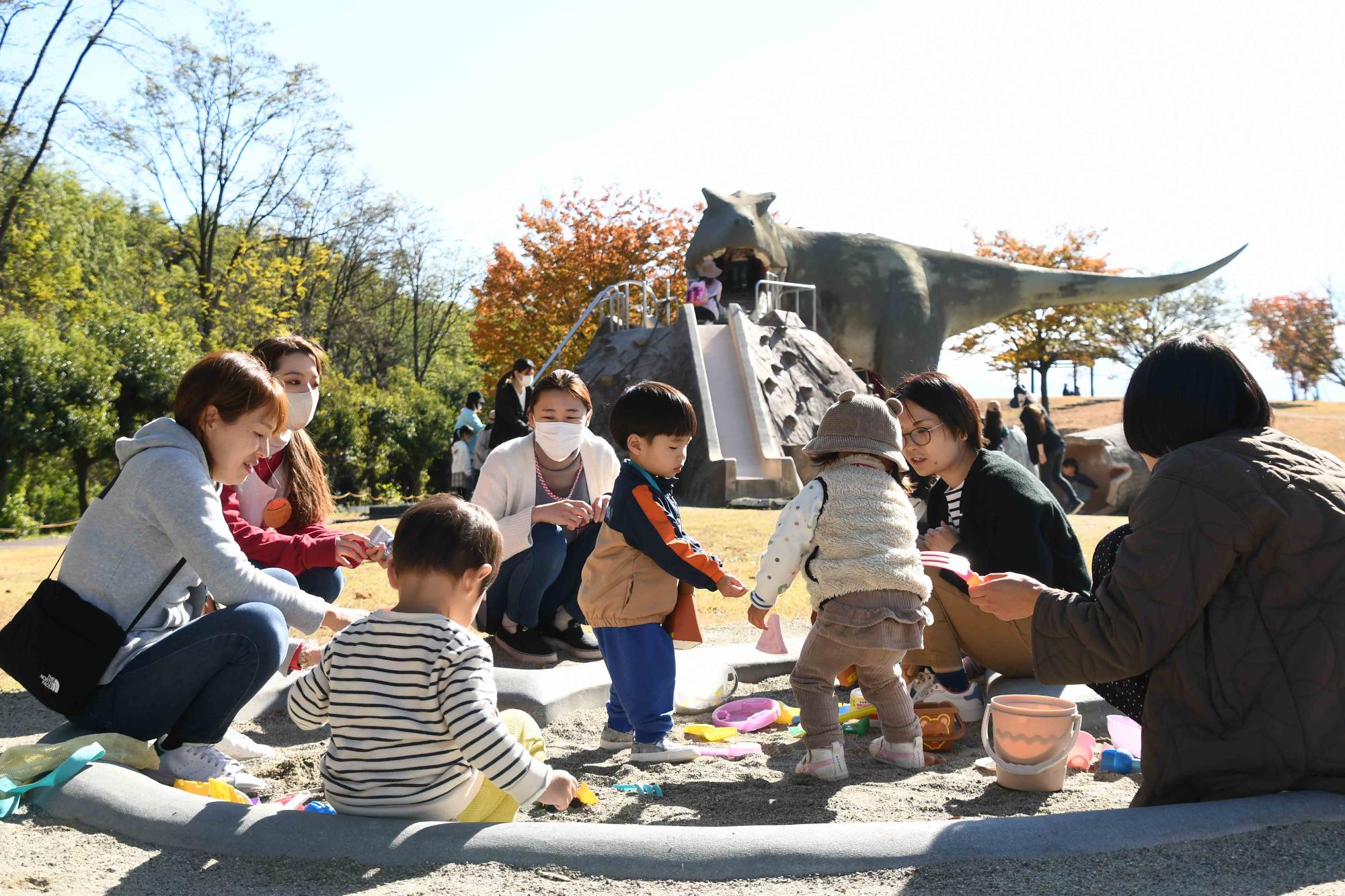 20231121双葉西児童館秋を見つけよう