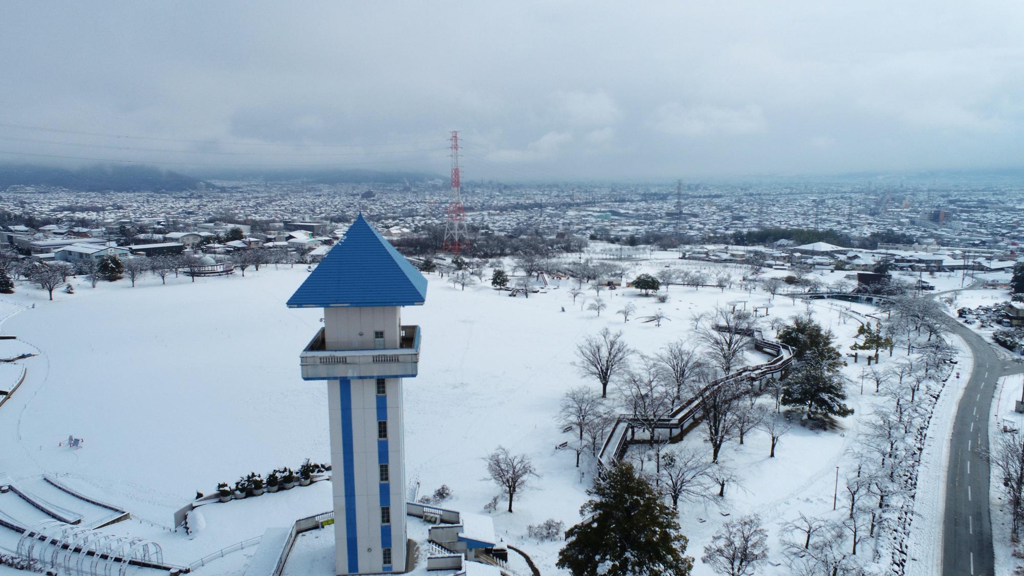 20240206ドラゴンパークから見た雪景色