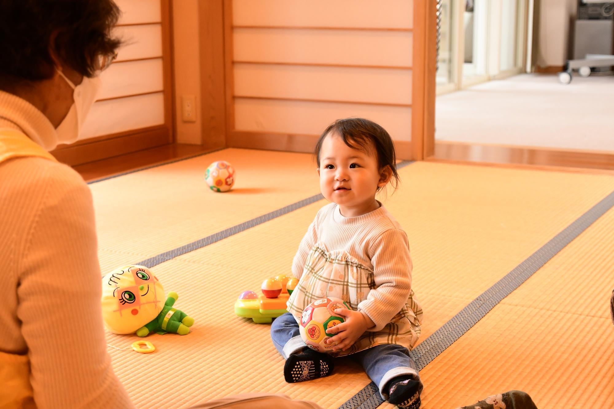 20240221子育てサロンクローバーひな祭り