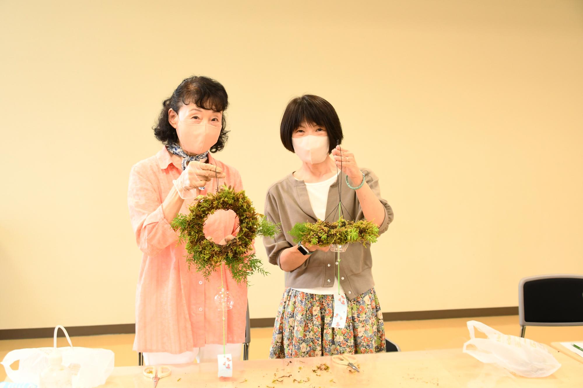 20240625苔を使ったリース作り