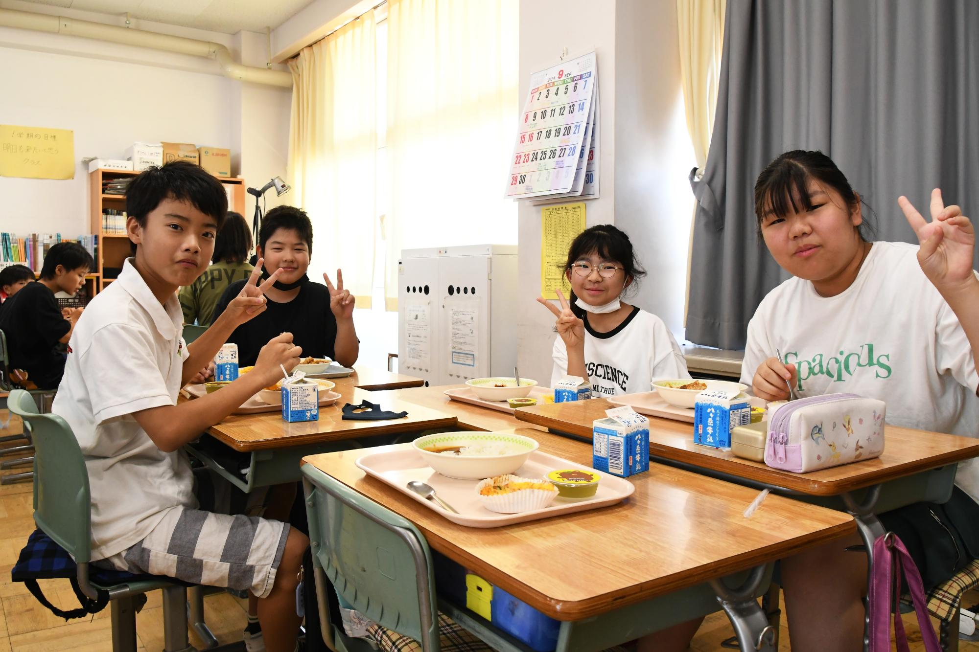 20240902市制施行20周年記念給食