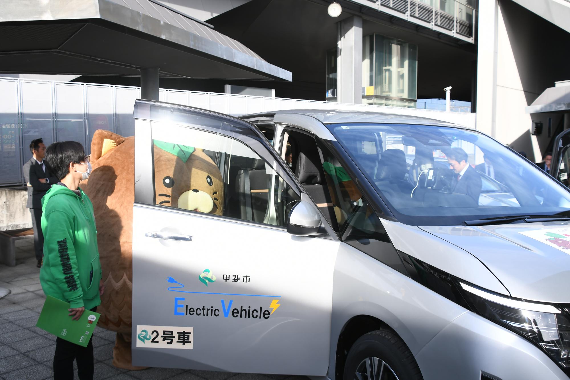 20241031AIオンデマンド交通「かいのり」および竜王駅モビリティハブお披露目式