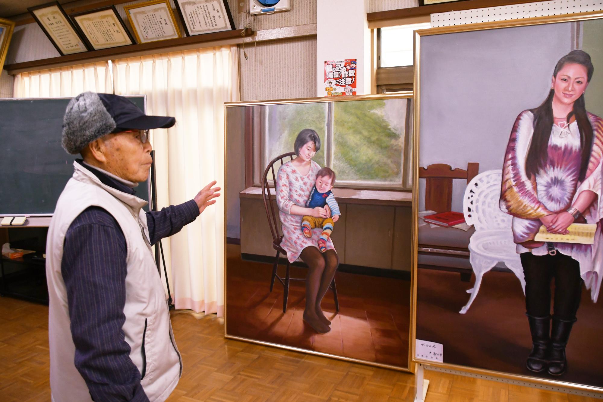 20250123田中区で油絵の作品展が行われました