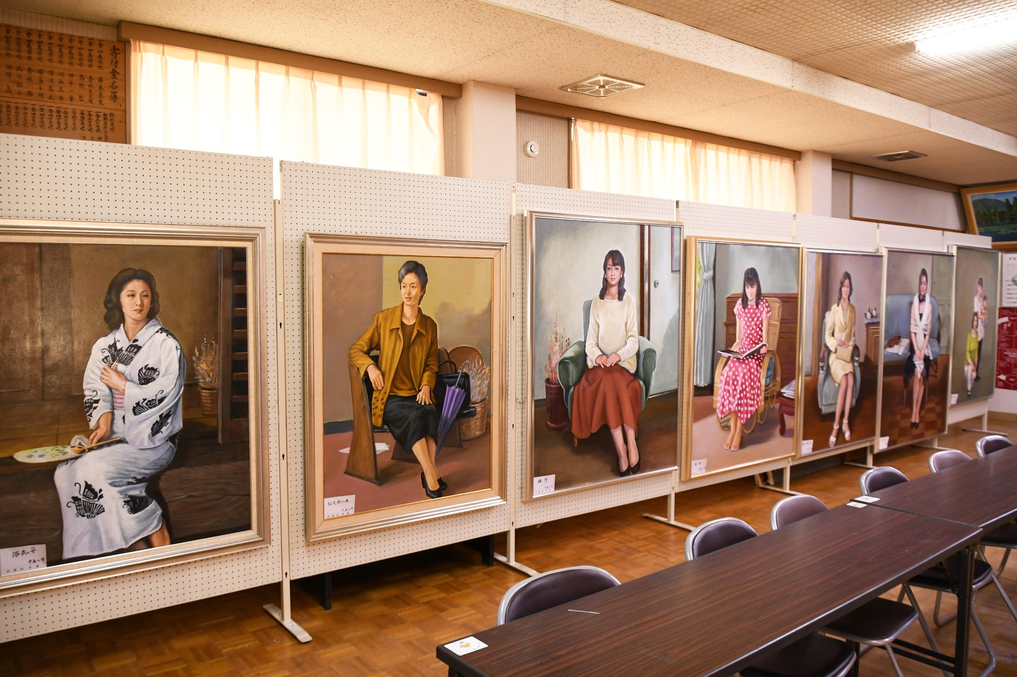 20250123田中区で油絵の作品展が行われました